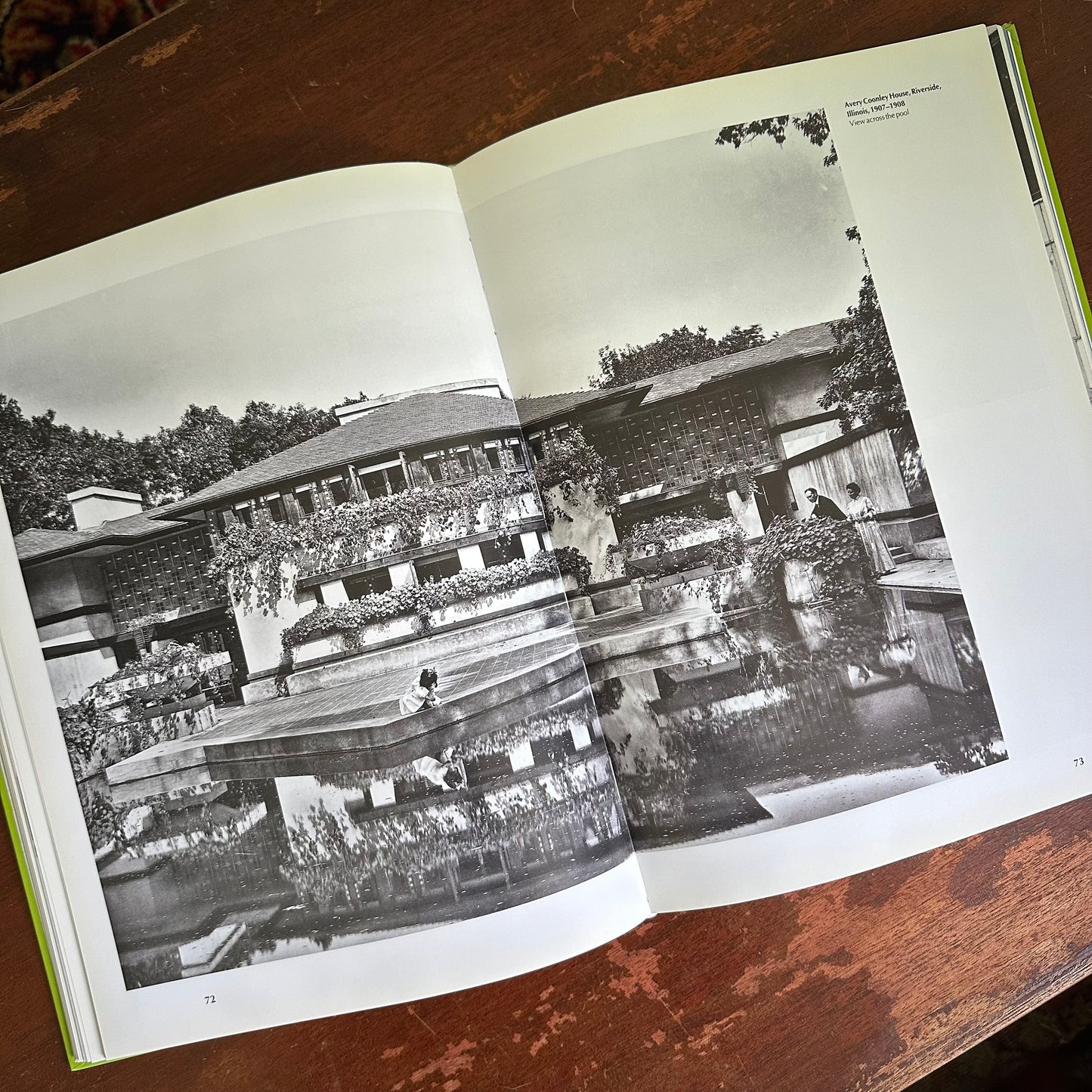 Frank Lloyd Wright - A Beautiful 25th Anniversary Taschen Coffee Table Book