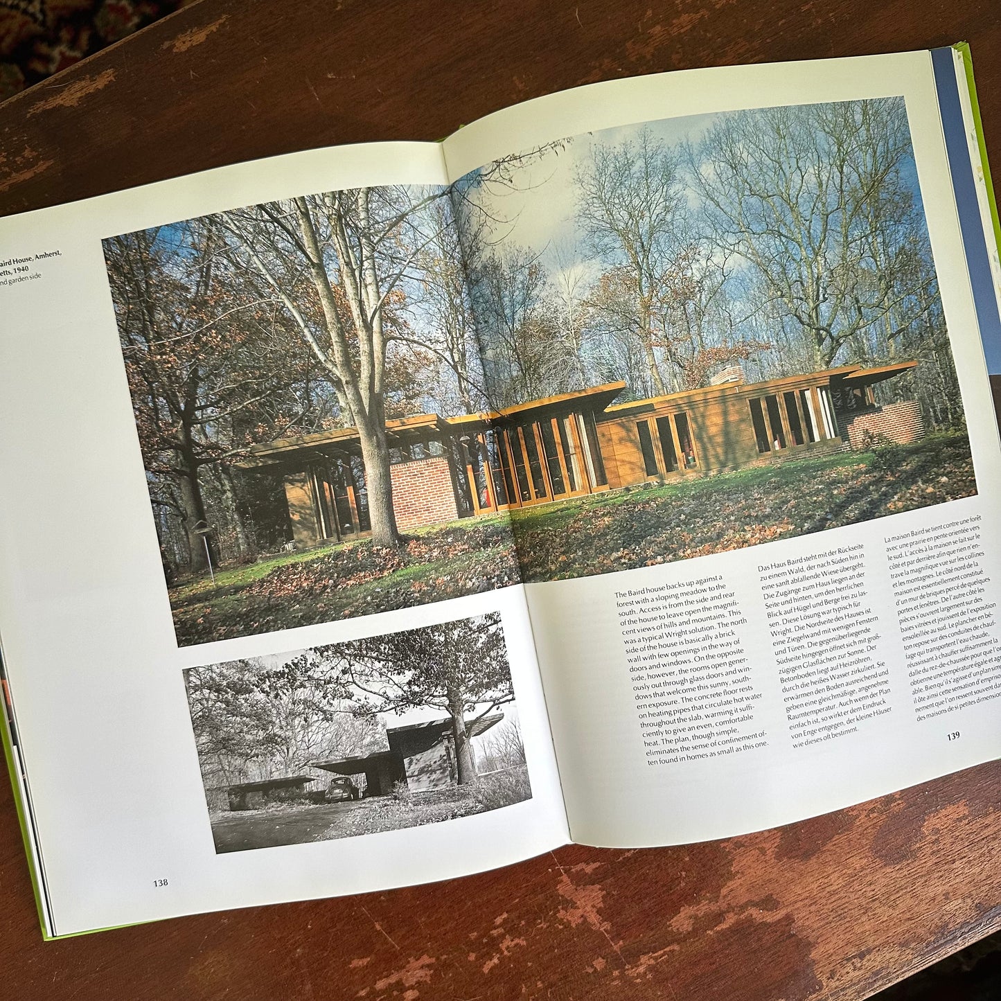 Frank Lloyd Wright - A Beautiful 25th Anniversary Taschen Coffee Table Book