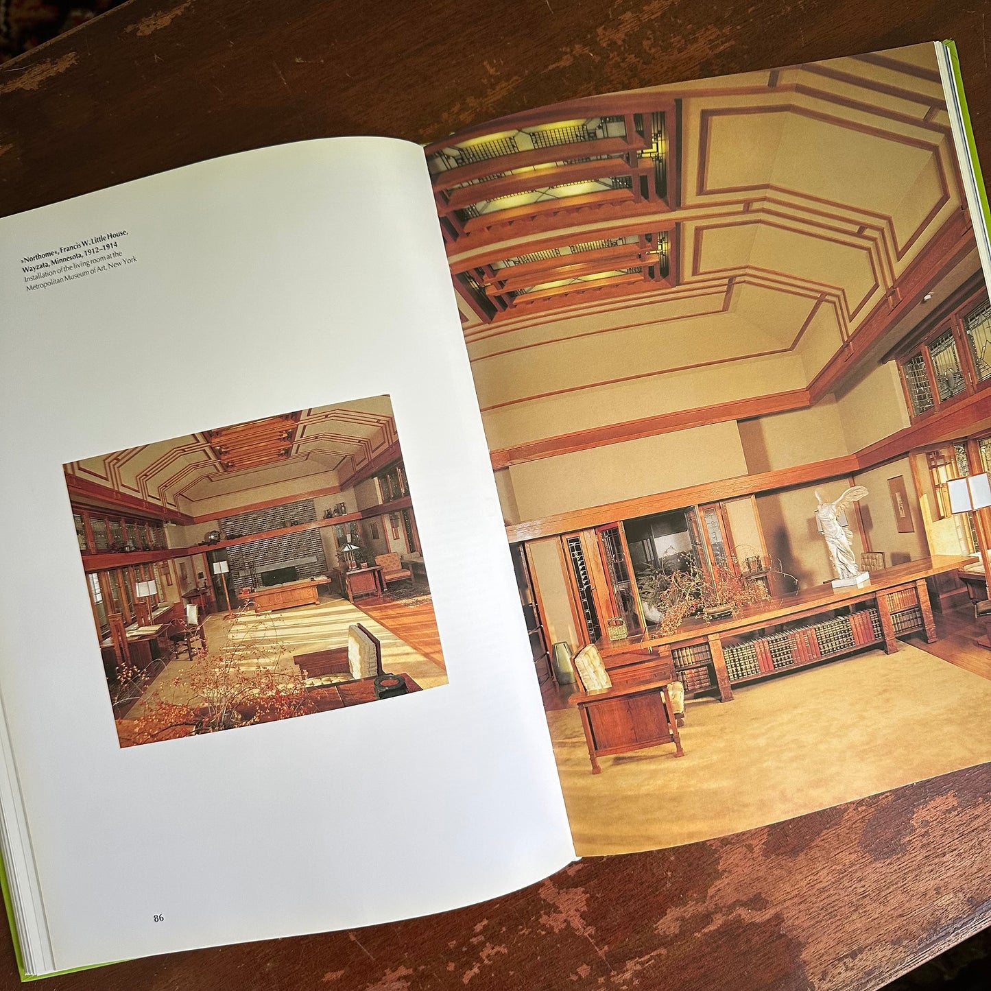Frank Lloyd Wright - A Beautiful 25th Anniversary Taschen Coffee Table Book