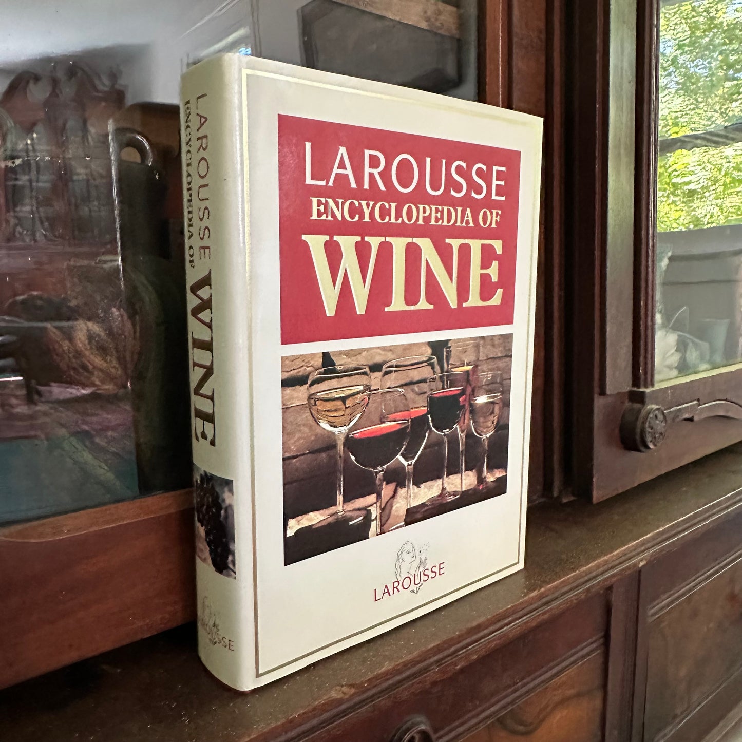 Larousse Encyclopedia of Wine - 1994