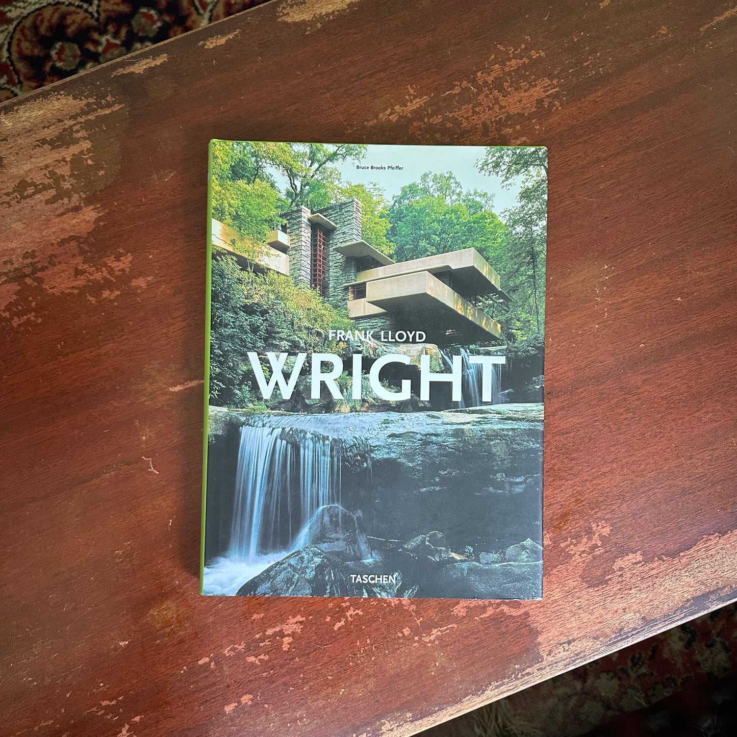 Frank Lloyd Wright - A Beautiful 25th Anniversary Taschen Coffee Table Book