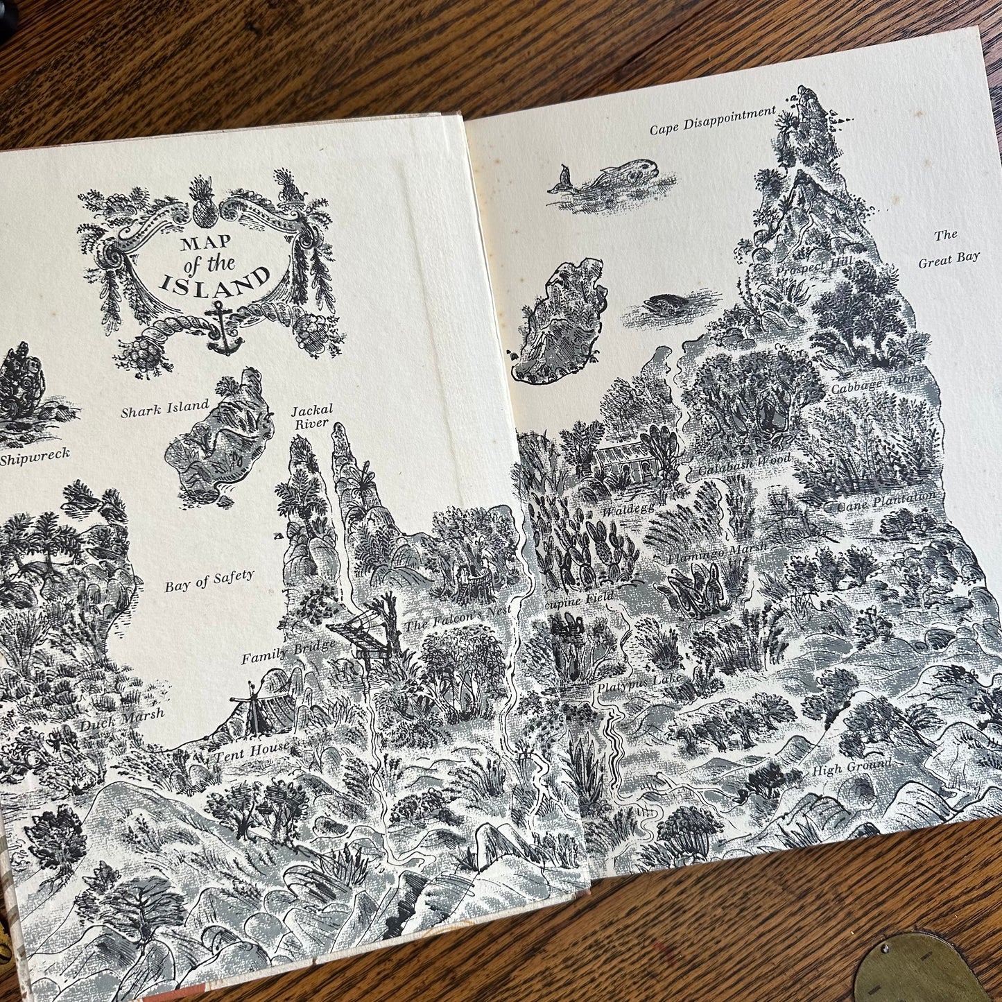 A Set of 6 Illustrated Vintage Classics