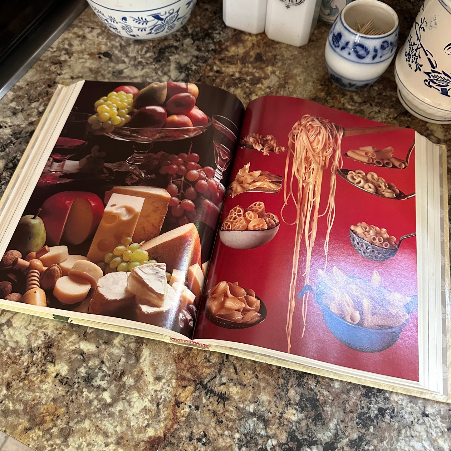 The Good Housekeping Illustrated Cookbook - 1980