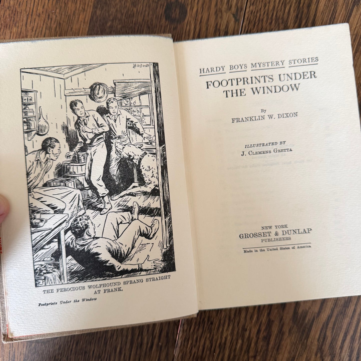 Vintage Hardy Boys Mystery Books by Franklin W. Dixon - Set of 8 - 1927-1953 - Grosset Dunlap - Brown Covers