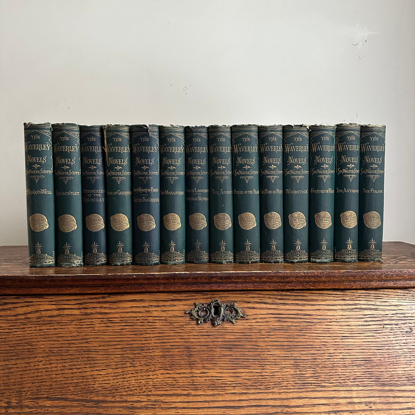 The Waverly Novels Sir Walter Scott Globe Editions - 14 Books - 1885