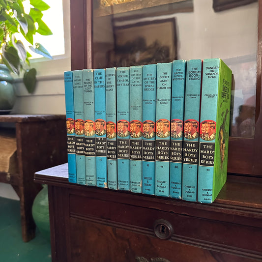 Set of 12 Vintage Hardy Boys Series Books