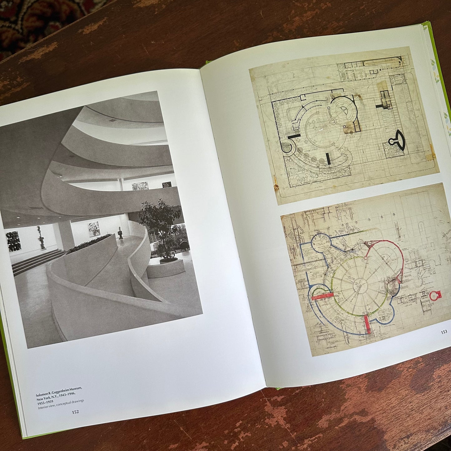 Frank Lloyd Wright - A Beautiful 25th Anniversary Taschen Coffee Table Book