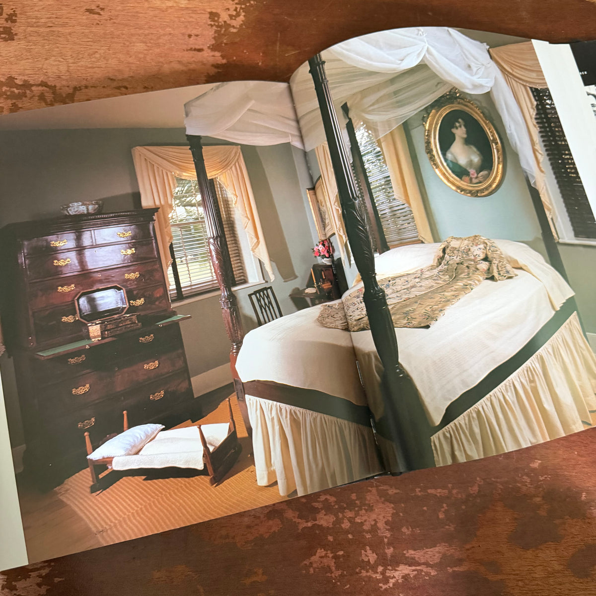 The Charleston Interior (1995)  by J. Thomas Savage, N. Jane Iseley, Photographer,  Historic Southern Homes Architecture - Vintage Coffee Table Book