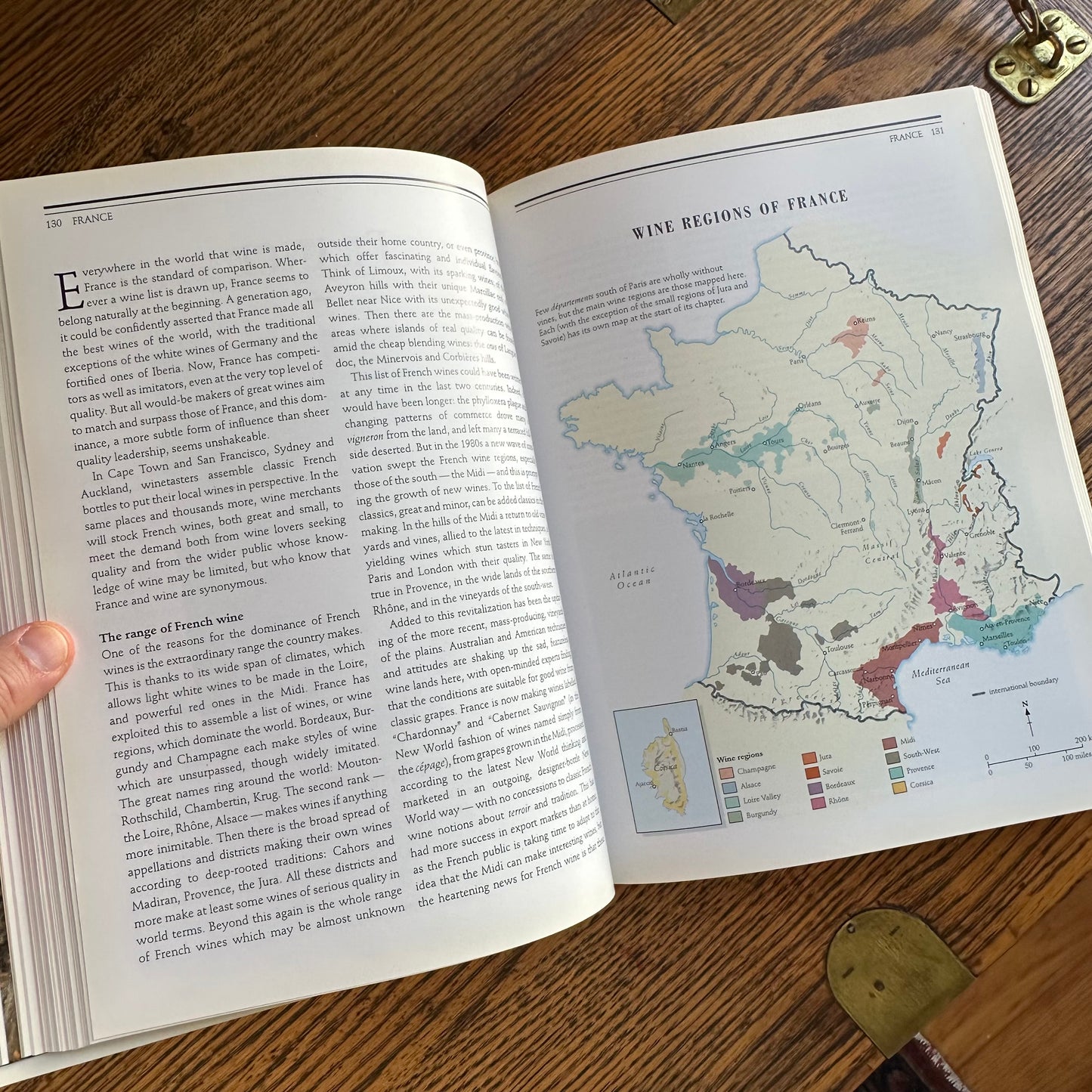 Larousse Encyclopedia of Wine - 1994