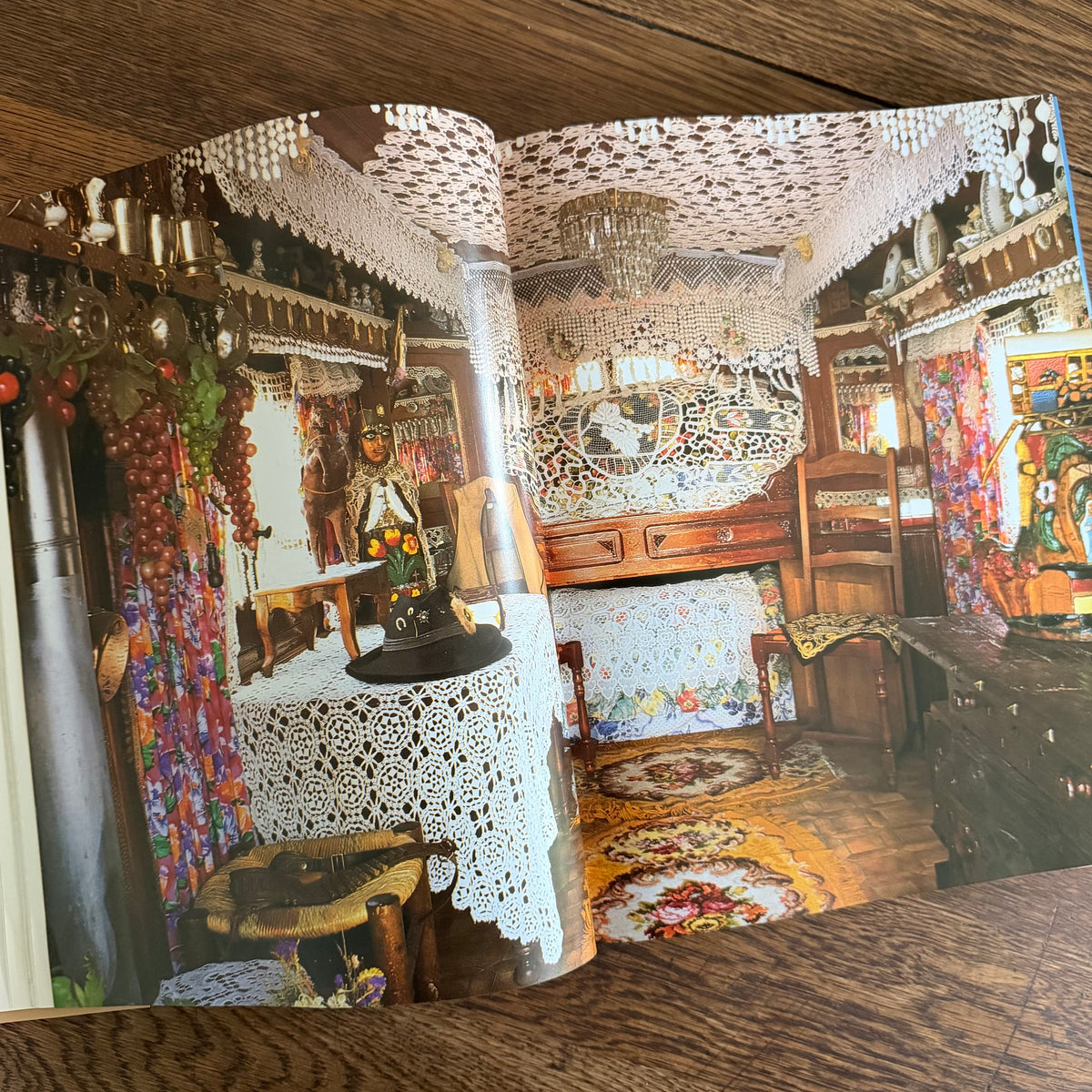 Provence Interiors by Lisa Lovatt-Smith, 1996 Taschen, French Country Interior Design, Gorgeous, Large, Illustrated Coffee Table Book