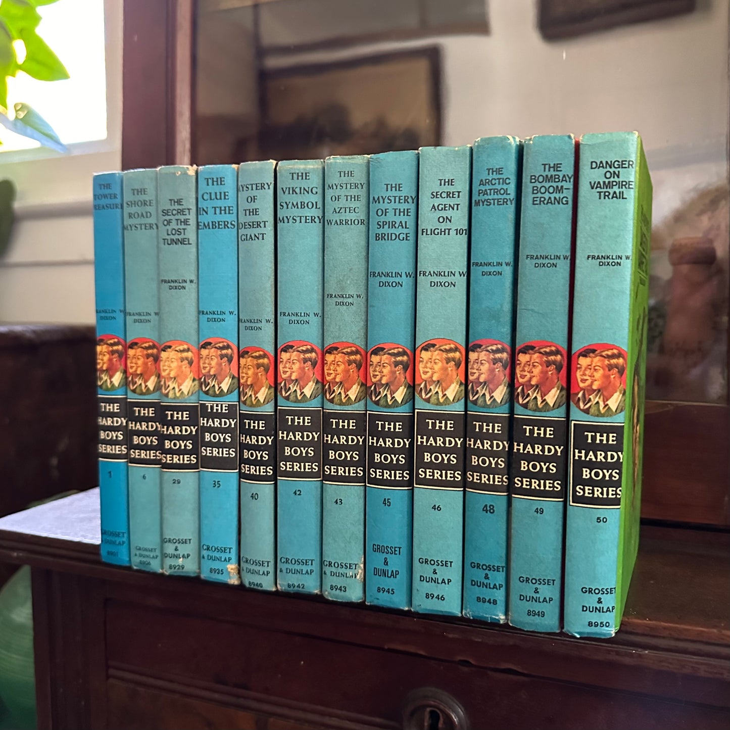 Set of 12 Vintage Hardy Boys Series Books