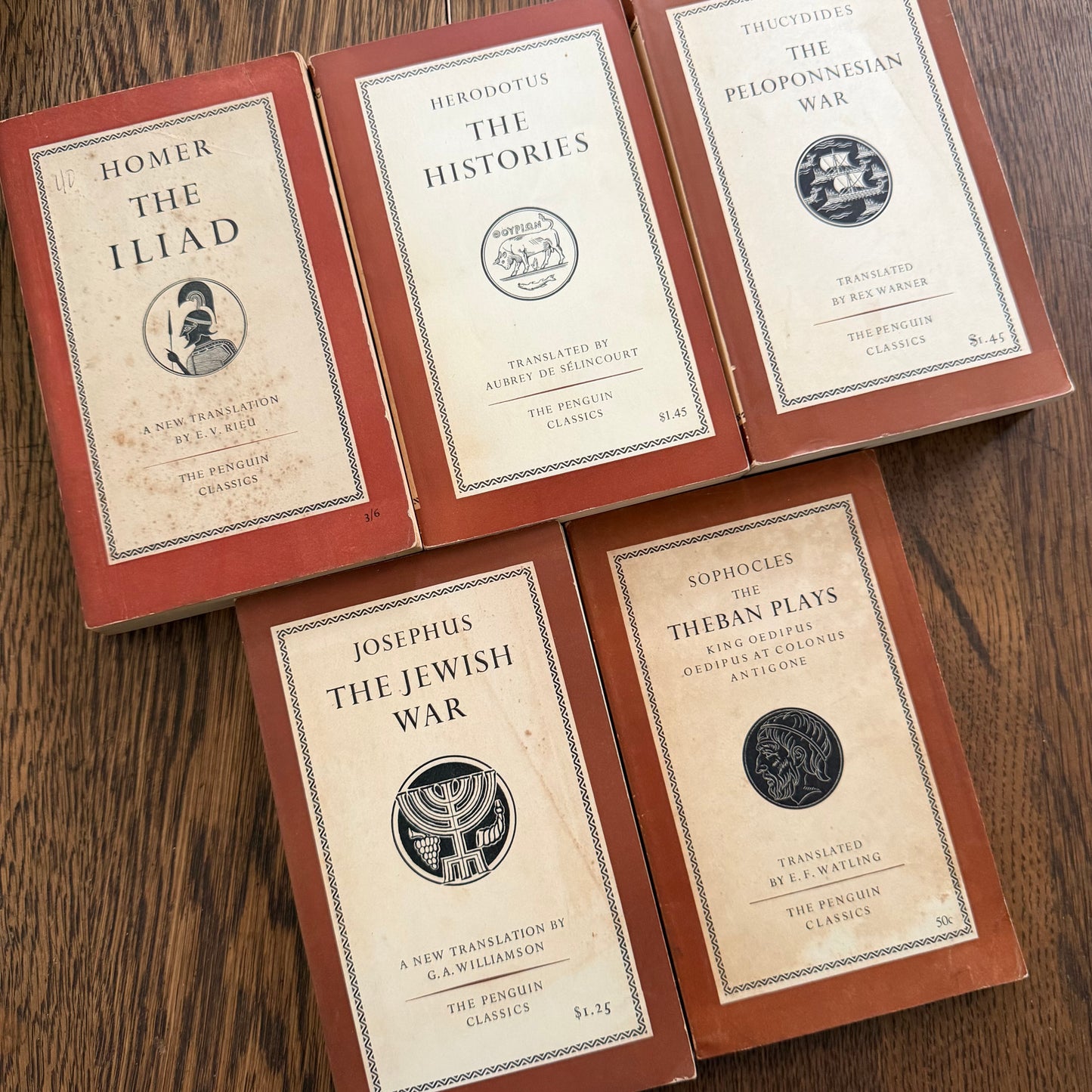 VINTAGE PENGUIN CLASSICS – SET OF FIVE
Greek & Roman History, Epic Poetry & Classical Drama
1953–1961 Vintage Paperbacks
