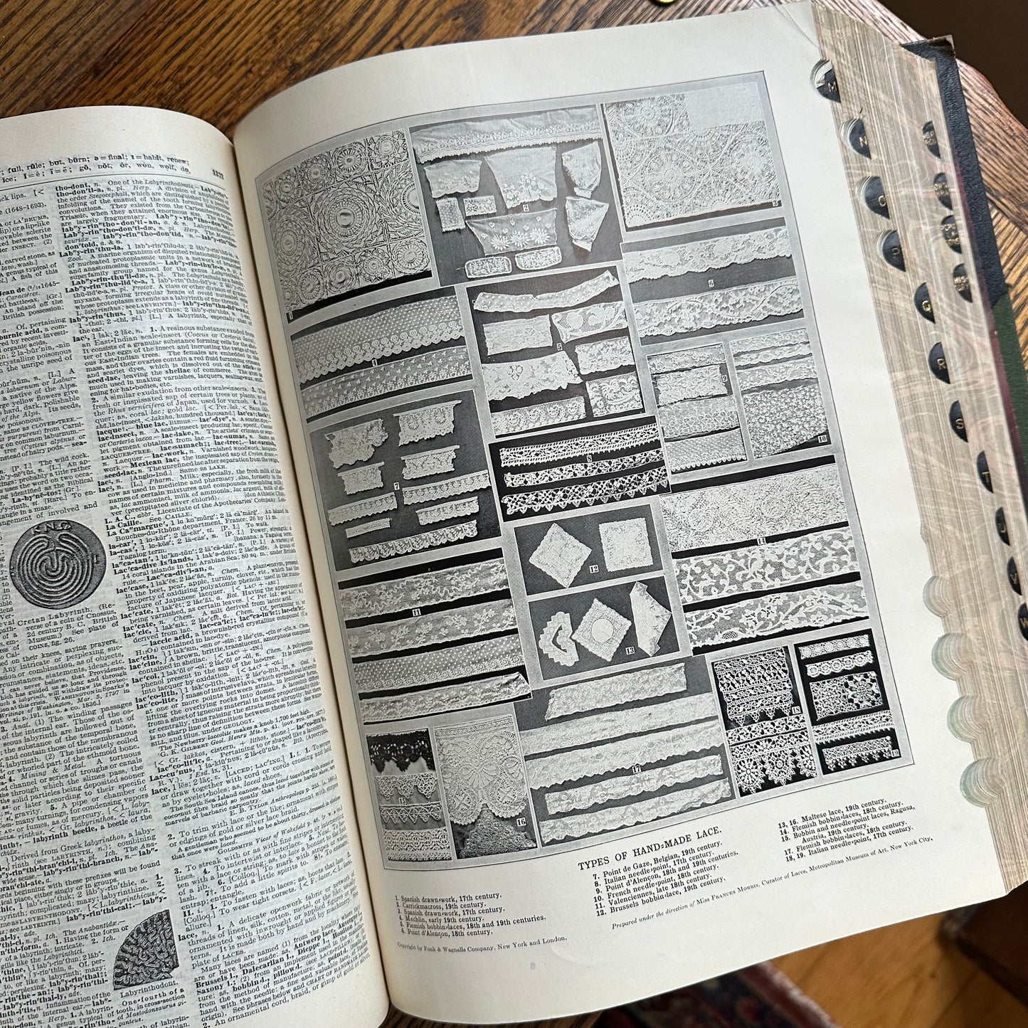 Funk & Wagnalls New Standard Dictionary - 1913