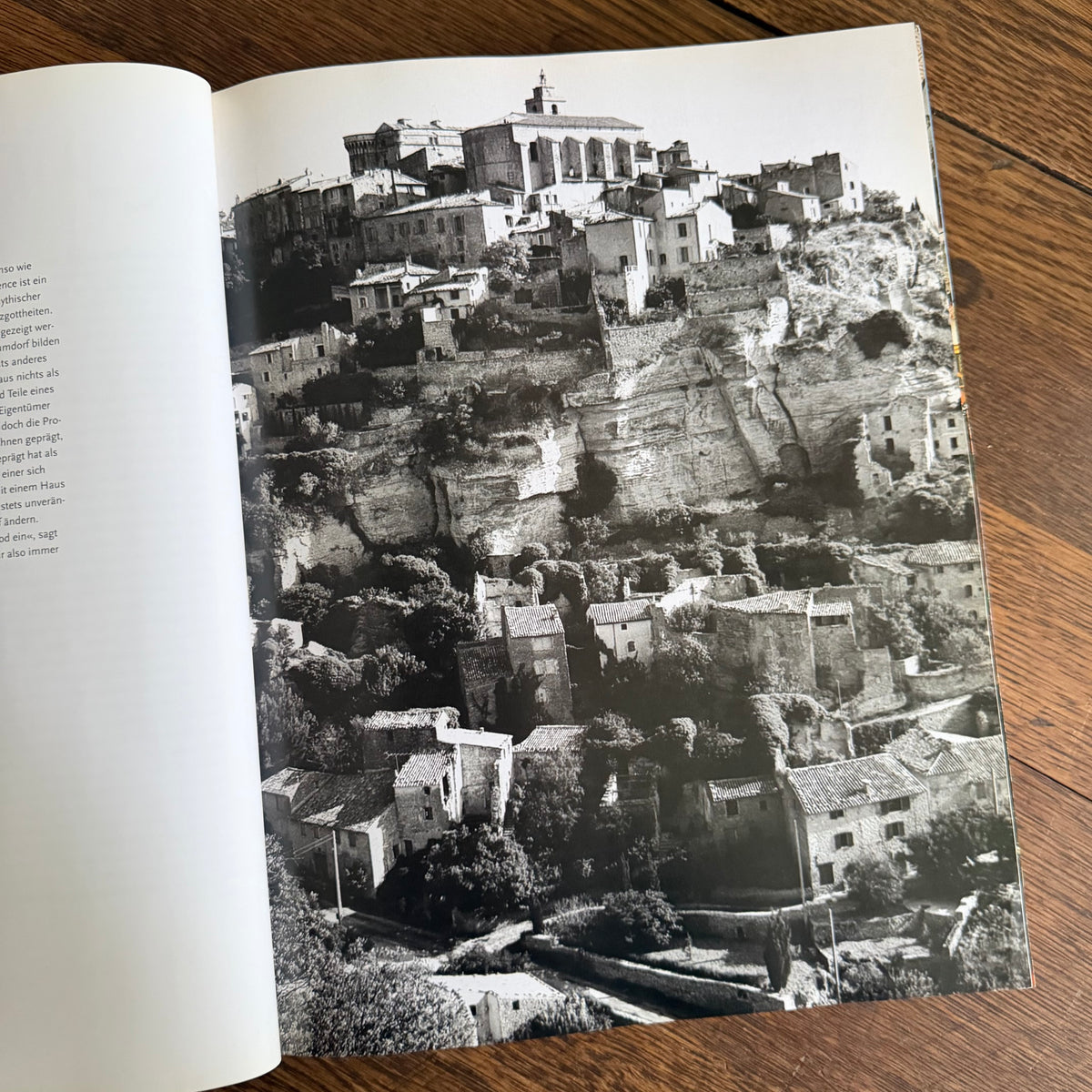Provence Interiors by Lisa Lovatt-Smith, 1996 Taschen, French Country Interior Design, Gorgeous, Large, Illustrated Coffee Table Book